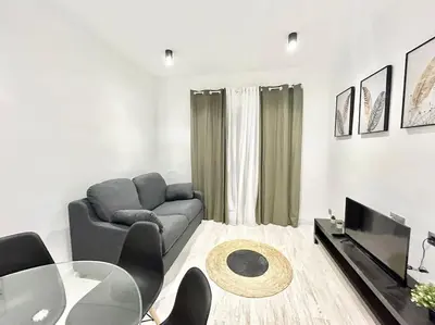 Zona de estar de Centro Legazpi 1