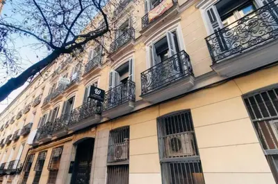 Edificio en el que se encuentra el apartamento