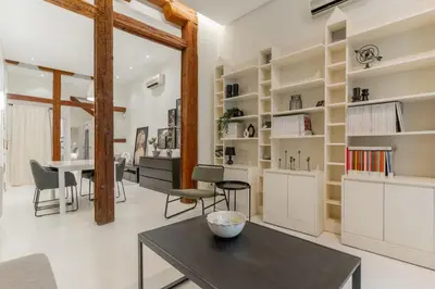 Una cocina o zona de cocina en Spacious modern-3Bedrooms 2Bathrooms-Plaza Mayor