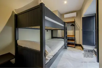 Cama o camas de una habitación en Mirador de Madrid para 7 en Santa Ana 20 E2