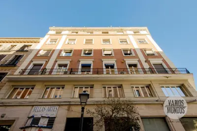Edificio en el que se encuentra el apartamento