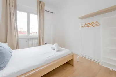 Cama o camas de una habitación en Aventura y tradición en La Latina, conoce Toledo 77