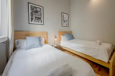 Cama o camas de una habitación en Excelente piso de 3 habitaciones en La Latina-Centro