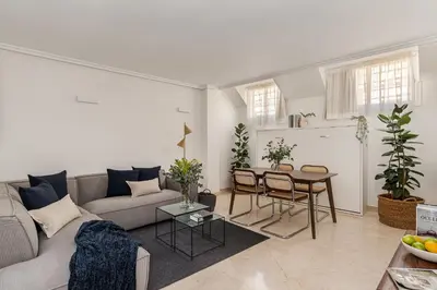 Zona de estar de Waou Gran Via Attic - Corta Duración