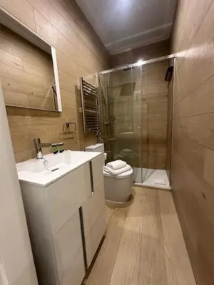 Un baño de CASA DE HUÉSPEDES ALMIRANTE MADRID