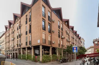 Edificio en el que se encuentra el apartamento