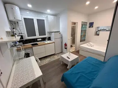 Cama o camas de una habitación en Centrally located flat in Madrid M80.8