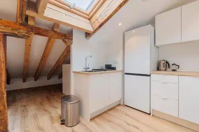 Una cocina o zona de cocina en Fomento by Wynwood House