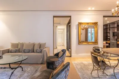 Zona de estar de Luxury 3-Bed Apartment in Salamanca, Madrid