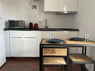 Una cocina o zona de cocina en Estudio con Terraza Ibiza-Retiro I