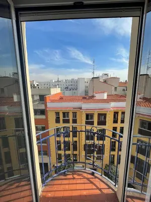 Un balcón o terraza de Ático con Terraza en Madrid