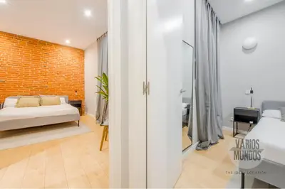 Cama o camas de una habitación en Confort Madrileño para 8 en Tirso de Molina E2