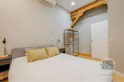 Cama o camas de una habitación en Confort Madrileño para 8 en Tirso de Molina E2