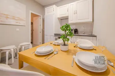 Una cocina o zona de cocina en Madrid a tu alcance para 7, Travesía de Pozas 4 E2