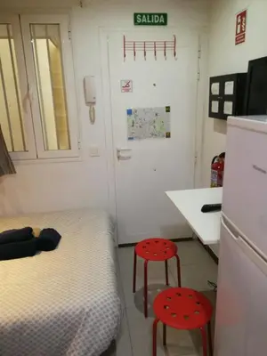Una cocina o zona de cocina en Microloft en Lavapiés, 15 metros