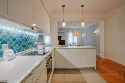 Una cocina o zona de cocina en Modern Spacious-3Bedrooms 2Bathrooms-Retiro