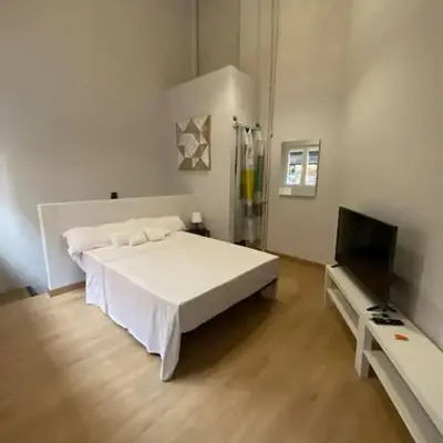 At 20' by Metro from the city centre (C) Apartamento en Av. América