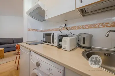 Una cocina o zona de cocina en Retiro para 3 en Sol, conoce Concepción Jerónima