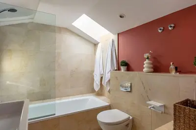 Un baño de Heima Penthouse City Center