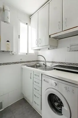 Una cocina o zona de cocina en Fuencarral Center - Apartamento de 1 dormitorio en el Centro de Madrid