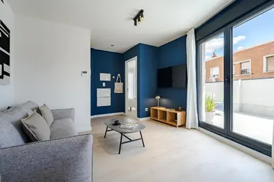 Zona de estar de Puerto Alto Apartments by Olala Homes