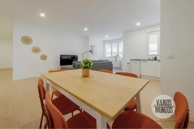 Una cocina o zona de cocina en Escapada con parking para 3, vive la Latina