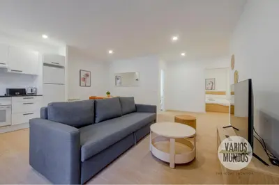 Una cocina o zona de cocina en Escapada con parking para 3, vive la Latina