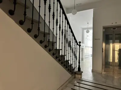 Plano de Moderno apartamento en pleno centro