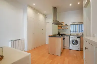 Plano de Cozy and Bright-1Bedroom 1Bathroom-Chamberí