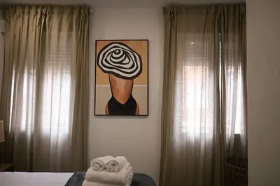 Cama o camas de una habitación en For You Rentals Espléndido Apartamento TEMPORAL de tres Dormitorios BEI41
