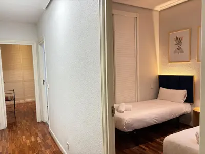 Cama o camas de una habitación en Amazing & centric flat in Malasaña - M20D