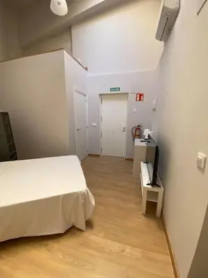 Cama o camas de una habitación en Duplex in Guindalera (E)