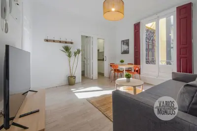 Una televisión o centro de entretenimiento en Encanto Literario para 4 en Las Letras, Ventura de la Vega