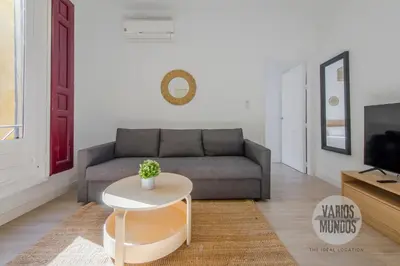 Una televisión o centro de entretenimiento en Encanto Literario para 4 en Las Letras, Ventura de la Vega