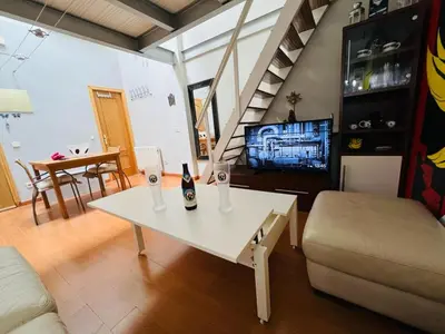 Una televisión o centro de entretenimiento en Palafox