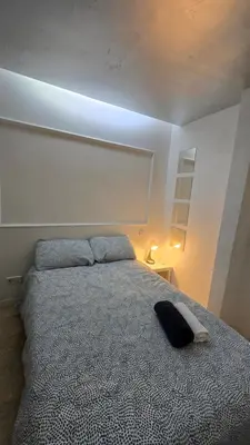 Cama o camas de una habitación en Mini Apartamento Lovely Chueca