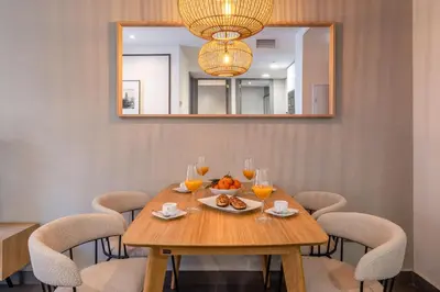 Comida en o cerca de este apartamento