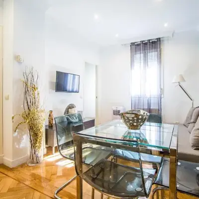 Apartamentos Dali Madrid