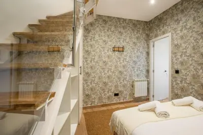 Cama o camas de una habitación en Chic Bright renovated 2BD2BTH apt - CHAMBERI