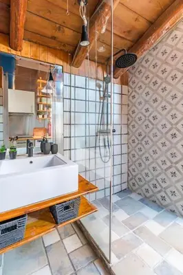 Un baño de Maravilloso estudio en Chamberi. Metro Quevedo
