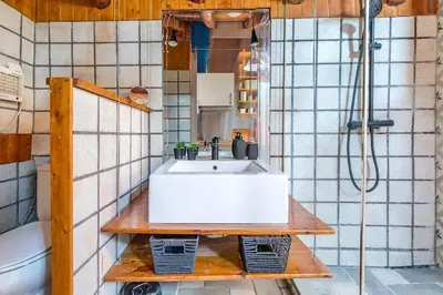 Un baño de Maravilloso estudio en Chamberi. Metro Quevedo