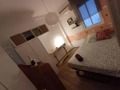 Cama o camas de una habitación en room en madrid pacifico