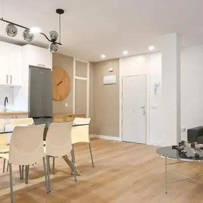 For You Rentals Amplia Casa temporal Madrid de 3 Dormitorios M VIL45