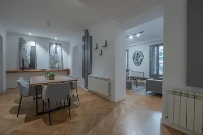 Plano de Espectacular piso en Madrid en la Milla de ORO