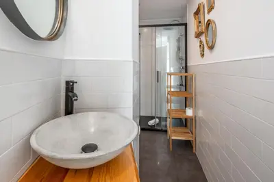 Un baño de Modern and Bright - 1Bedroom 1Bathroom - Salamanca
