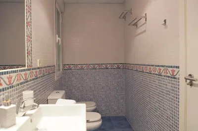 Un baño de Cozy 2 bedrooms apartment in Chamberi (A.M)