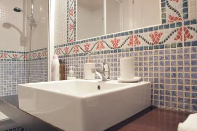 Un baño de Cozy 2 bedrooms apartment in Chamberi (A.M)