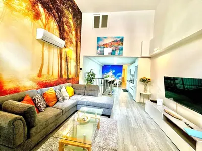 Una televisión o centro de entretenimiento en Ave María Five bedrooms Seasonal Living