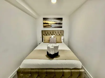 Cama o camas de una habitación en Ave María Five bedrooms Seasonal Living