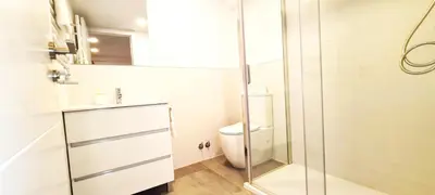 Un baño de Ave María Five bedrooms Seasonal Living